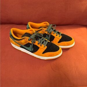 Nike Men's Dunks Orange and Black Size 13